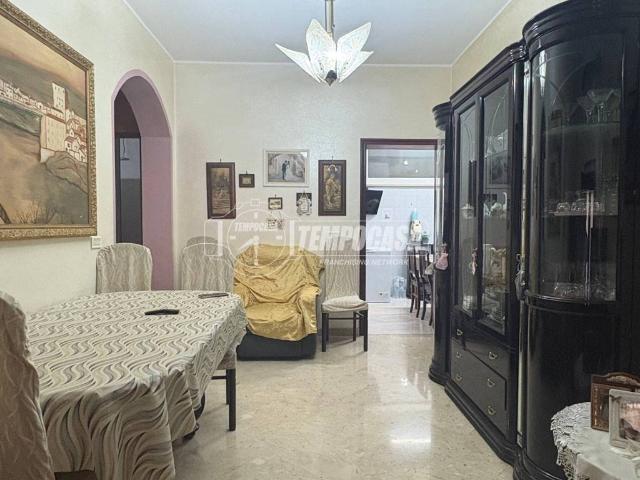 Villa Indipendente in vendita a Municipio 4, Puglia