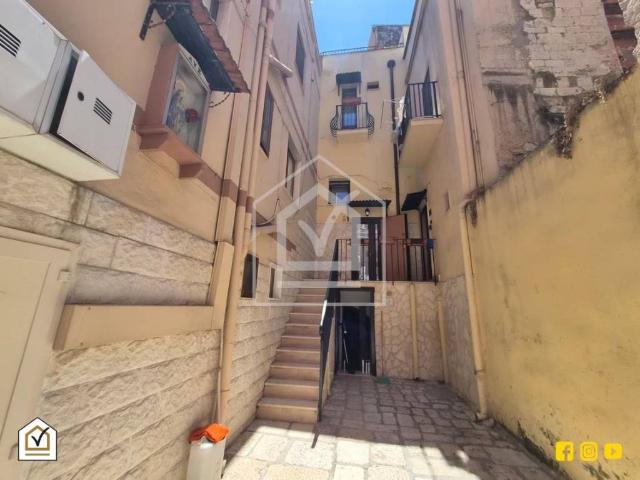 Villa Indipendente in vendita a Municipio 1, Puglia