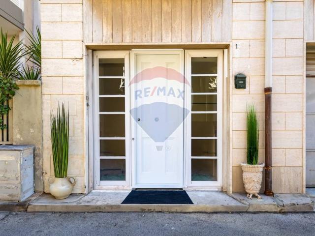 Villa Indipendente in vendita a Ceglie del Campo, Bari