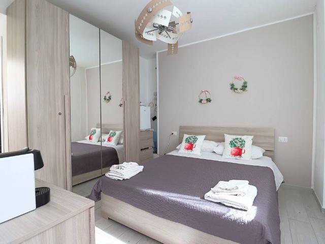 Villa Indipendente in vendita a Municipio 4, Puglia