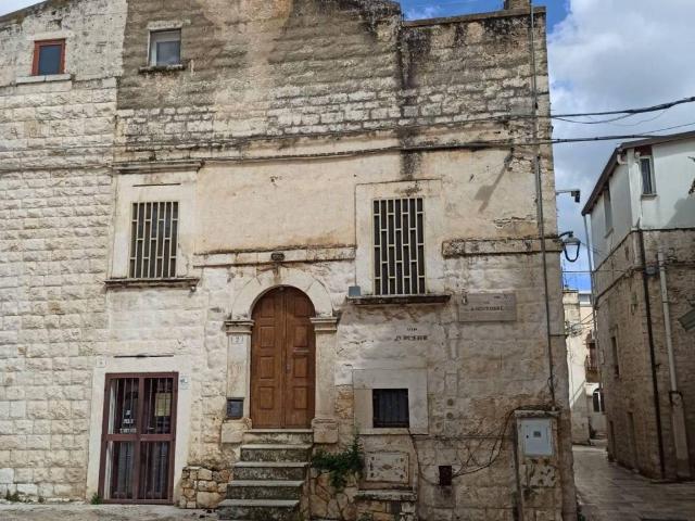 Villa Indipendente in vendita a Municipio 4, Puglia