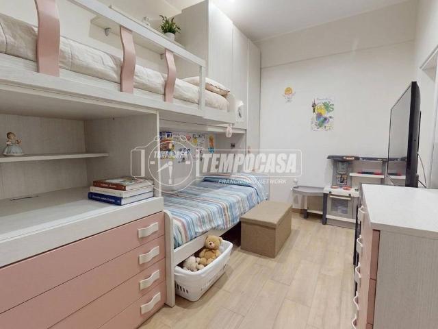 Villa Indipendente in vendita a Municipio 4, Puglia