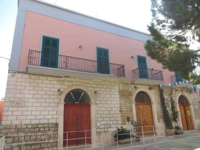Villa Indipendente in vendita a Municipio 4, Puglia