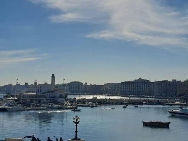 Villa Indipendente in vendita a Municipio 1, Puglia