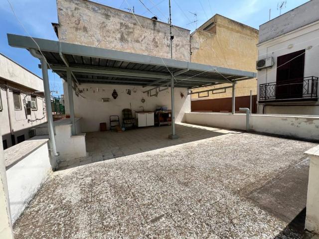 Villa Indipendente in vendita a Municipio 4, Puglia