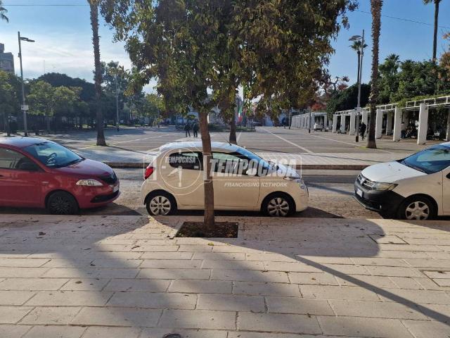 Villa Indipendente in vendita a Municipio 4, Puglia
