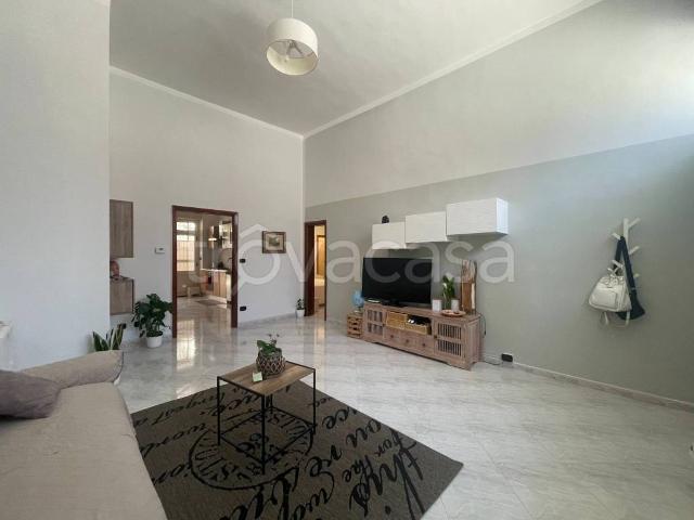 Villa Indipendente in vendita a Municipio 4, Puglia