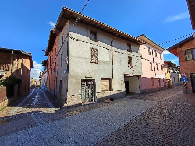 Villa Indipendente in vendita a Bariano, Lombardia