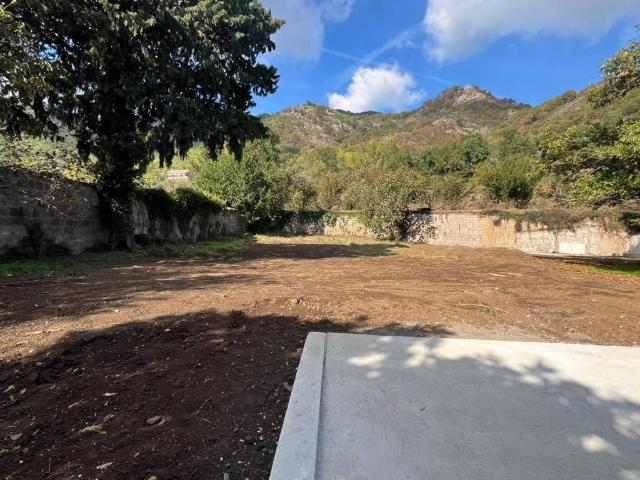 Villa Indipendente in vendita a Casal Barone, Baronissi