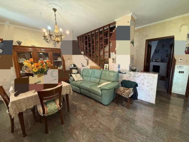 Villa Indipendente in vendita a Antessano, Baronissi