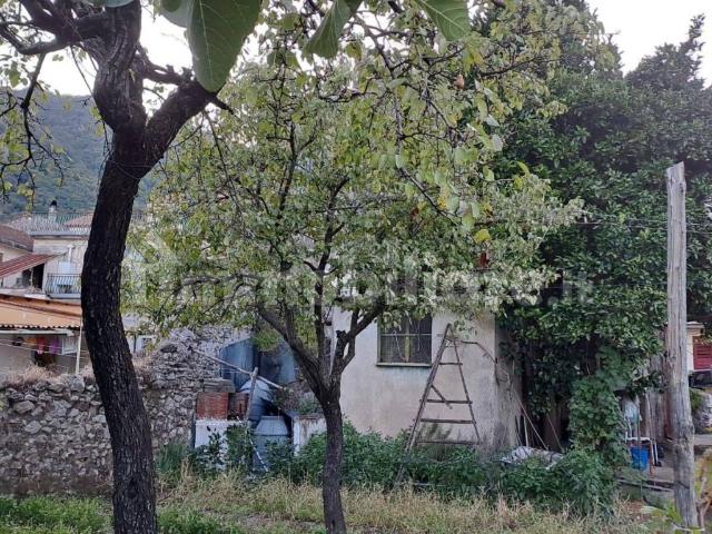Villa Indipendente in vendita a Capo Saragnano, Baronissi
