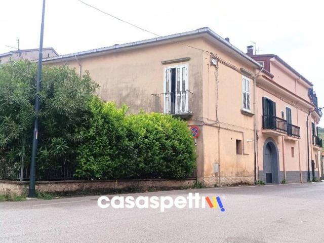 Villa Indipendente in vendita a Casal Barone, Baronissi
