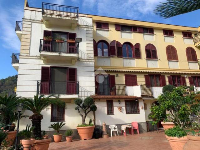 Villa Indipendente in vendita a Acquamela, Baronissi