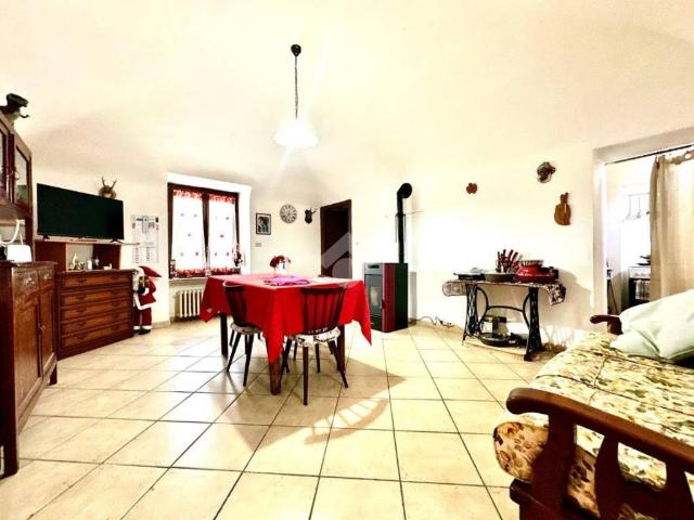 Villa Indipendente in vendita a Basaluzzo, Alessandria