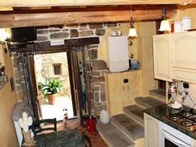 Villa Indipendente in vendita a Baschi, Umbria
