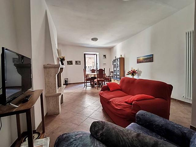 Villa Indipendente in vendita a Baschi, Umbria
