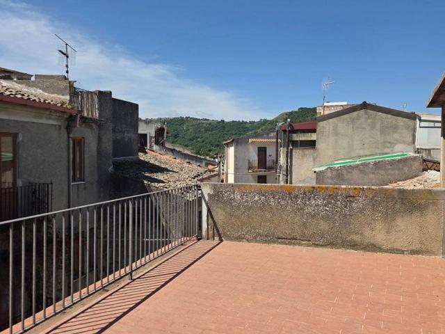 Villa Indipendente in vendita a Basicò, Sicilia