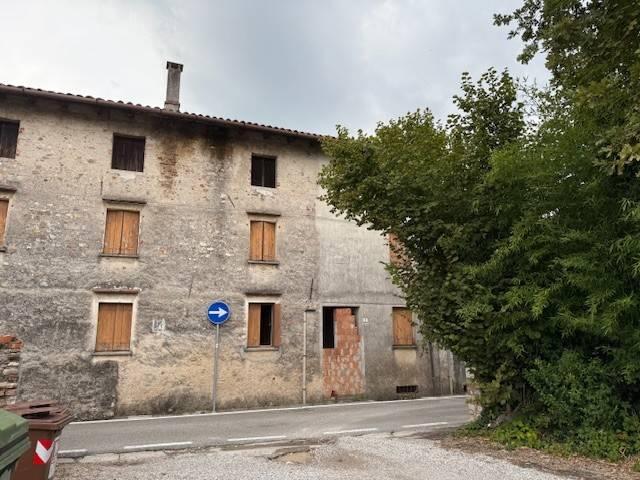 Villa Indipendente in vendita a Basiliano, Friuli-Venezia Giulia