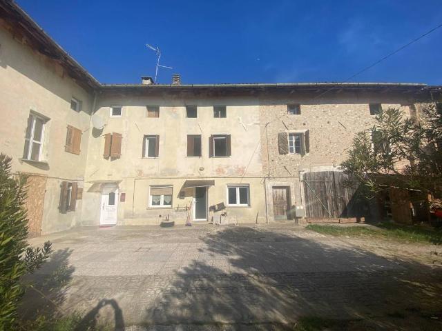 Villa Indipendente in vendita a Basiliano, Friuli-Venezia Giulia
