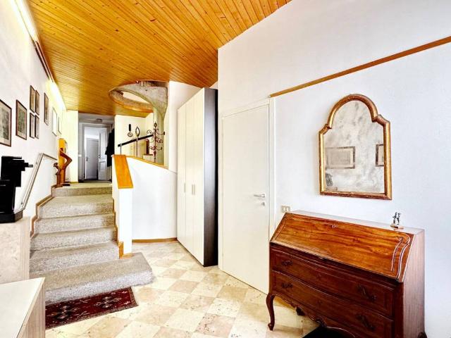 Villa Indipendente in vendita a Pilastroni, Bassano Del Grappa