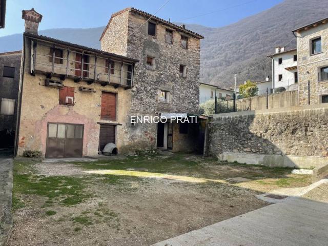 Villa Indipendente in vendita a Bassano Del Grappa, Veneto