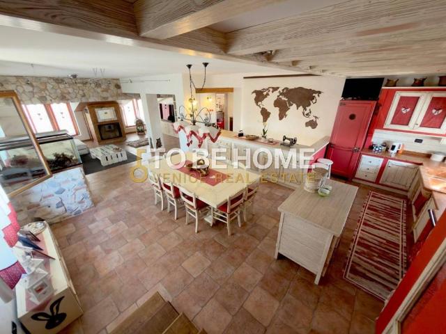 Villa Indipendente in vendita a Pilastroni, Bassano Del Grappa