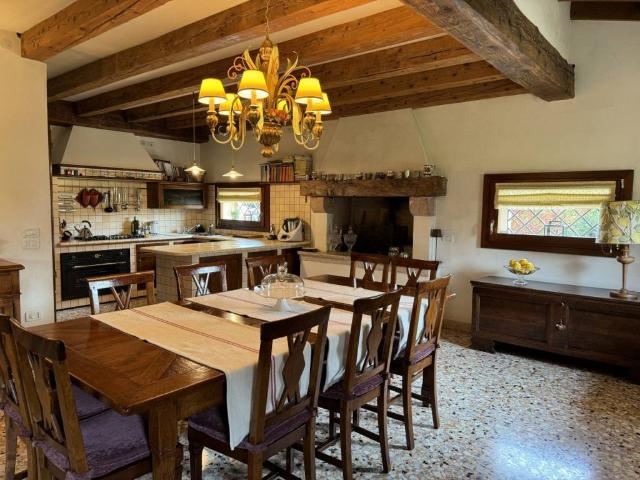 Villa Indipendente in vendita a San Vito, Bassano Del Grappa