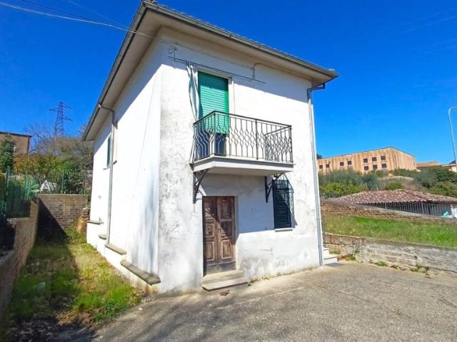 Villa Indipendente in vendita a Bassano In Teverina, Lazio