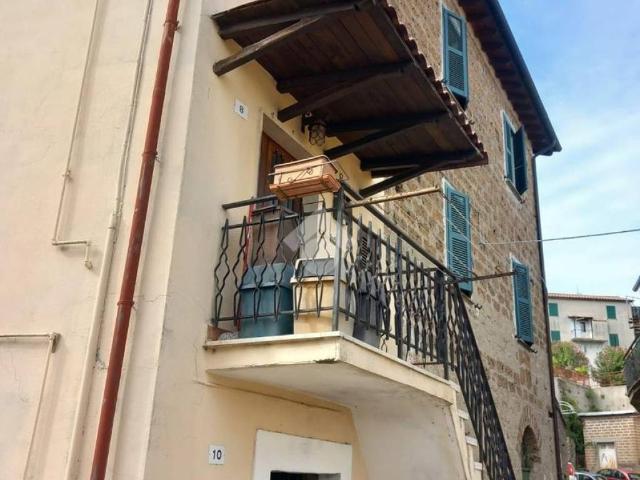 Villa Indipendente in vendita a Bassano In Teverina, Lazio