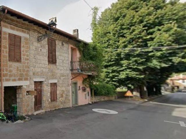 Villa Indipendente in vendita a Bassano Romano, Lazio