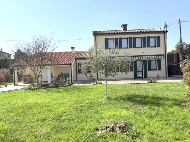 Villa Indipendente in vendita a Battaglia Terme, Veneto
