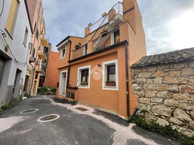 Villa Indipendente in vendita a Baunei, Sardigna/Sardegna