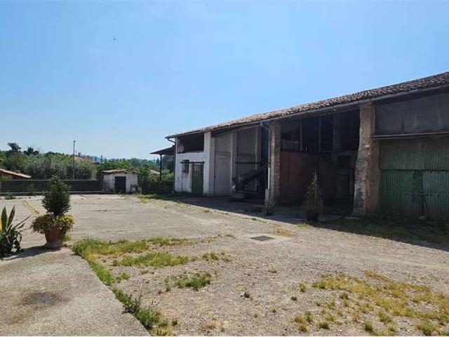 Villa Indipendente in vendita a Bedizzole, Lombardia