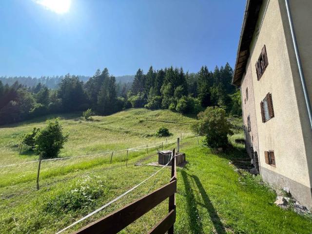 Villa Indipendente in vendita a Brusago, Bedollo