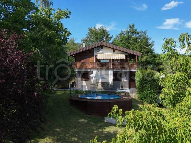 Villa Indipendente in vendita a Bedonia, Reggio Emilia