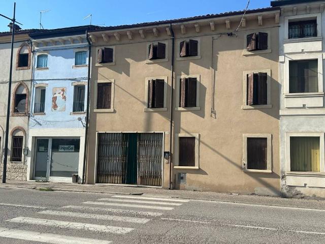 Villa Indipendente in vendita a Belfiore, Veneto