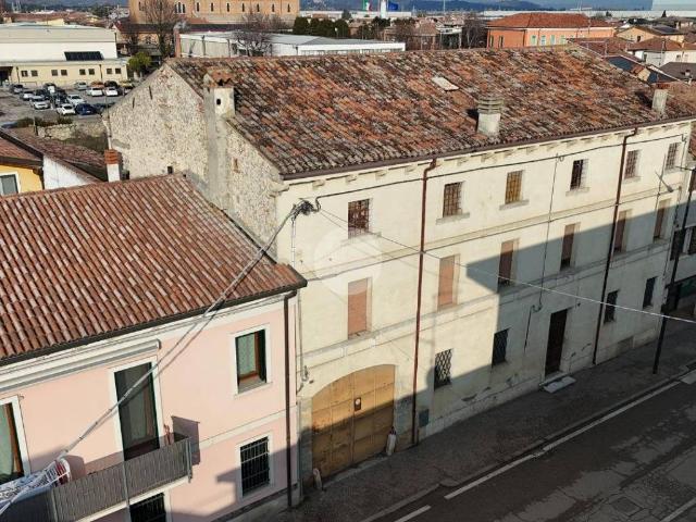 Villa Indipendente in vendita a Belfiore, Veneto