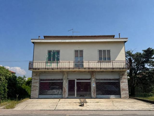 Villa Indipendente in vendita a Belfiore, Veneto