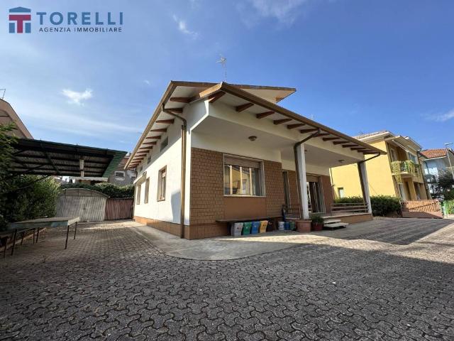 Villa Indipendente in vendita a Bellaria