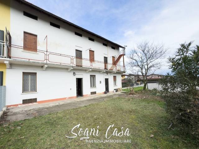 Villa Indipendente in vendita a Gaggiolo, Piemonte