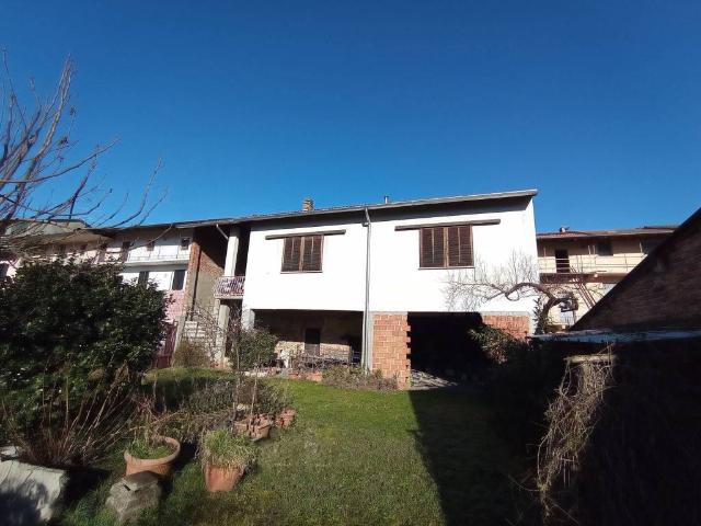 Villa Indipendente in vendita a Gaggiolo, Piemonte