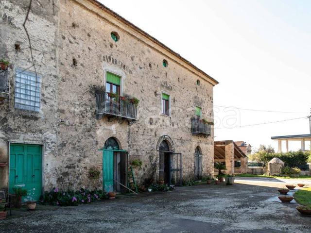 Villa Indipendente in vendita a Bellizzi, Campania
