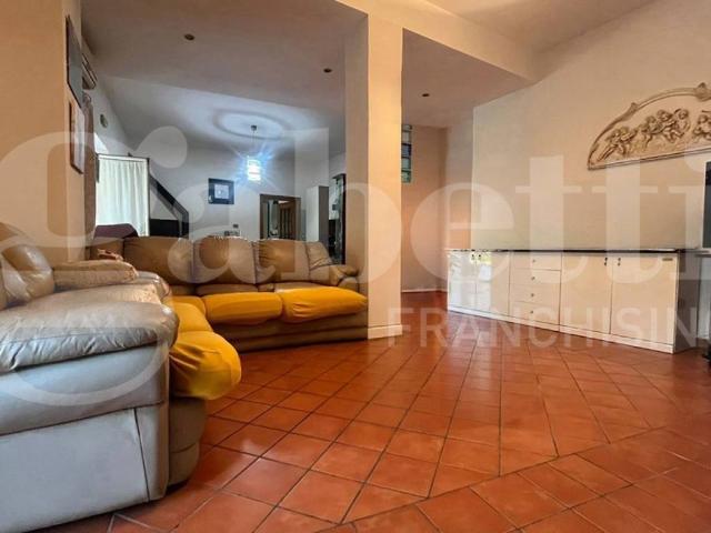 Villa Indipendente in vendita a Bellona