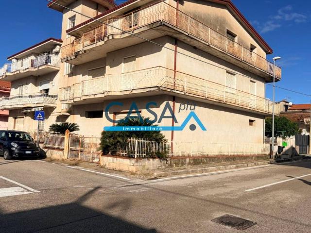 Villa Indipendente in vendita a Bellona, Campania