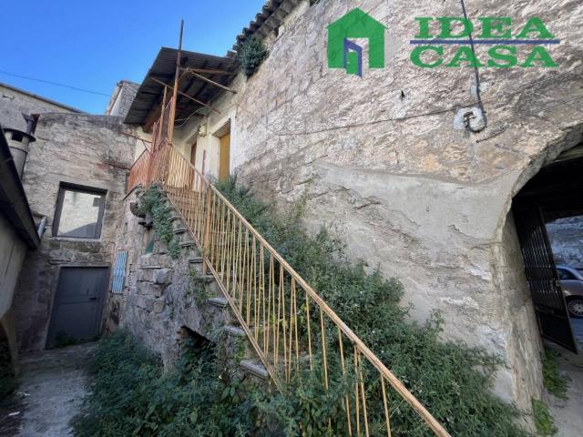 Villa Indipendente in vendita a Bellona, Campania