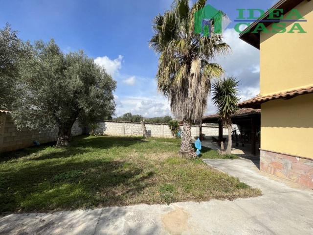 Villa Indipendente in vendita a Bellona, Campania