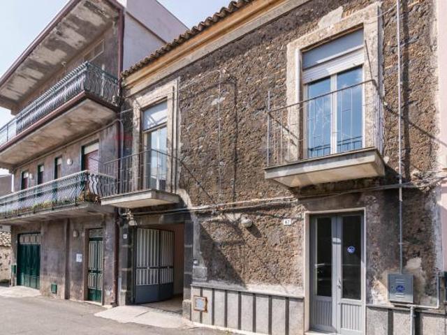 Villa Indipendente in vendita a Belpasso, Sicilia