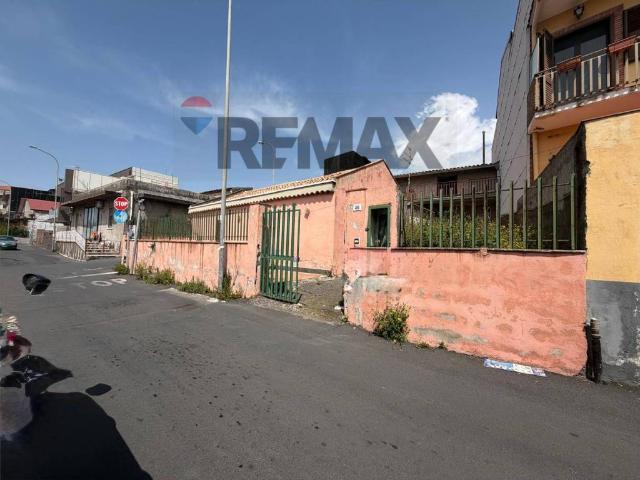Villa Indipendente in vendita a Belpasso, Sicilia