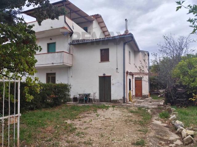 Villa Indipendente in vendita a Contrada Fonte, Turrivalignani