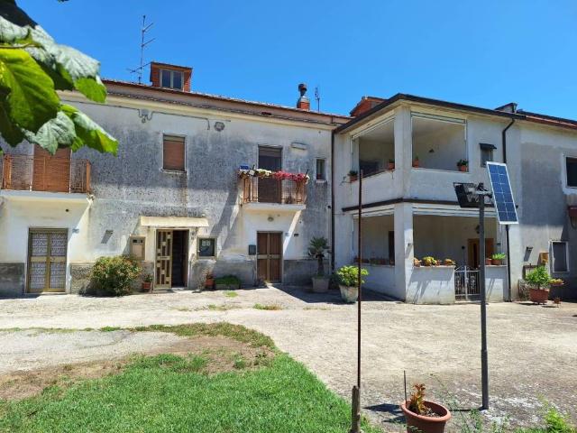 Villa Indipendente in vendita a Benevento, Campania